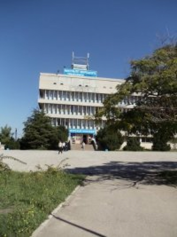 О проблеме бюджетных мест в Севастопольском колледже напишут Путину