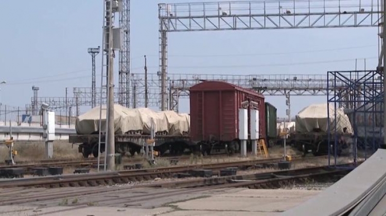 Представители Крымских «властей» встревожены доставкой военных грузов на полуостров