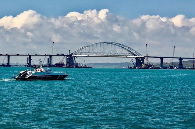 Строительство Крымского моста привело к обмелению Керчь-Еникальского канала