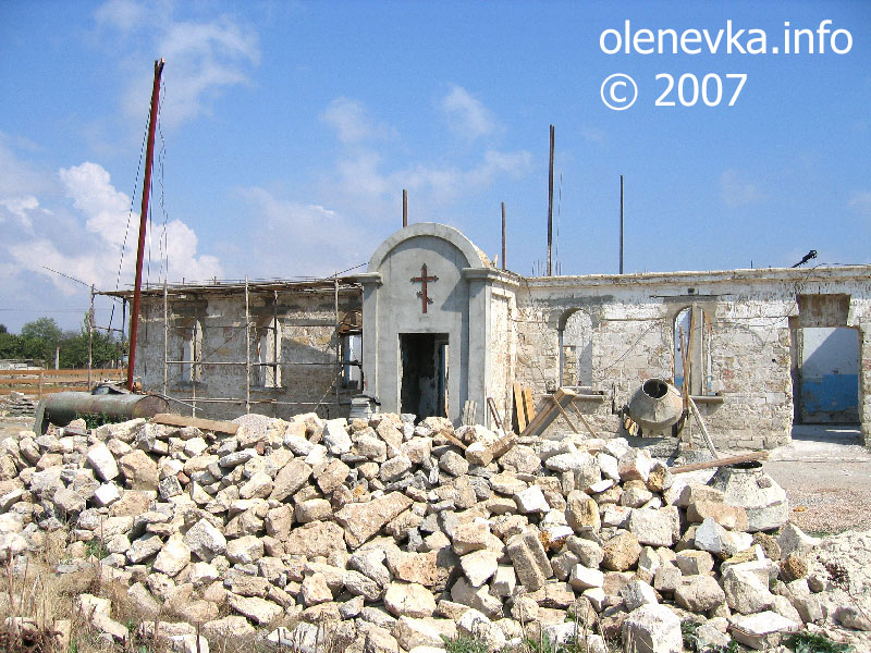 Строящееся здание церкви, улица Ленина, село Оленевка