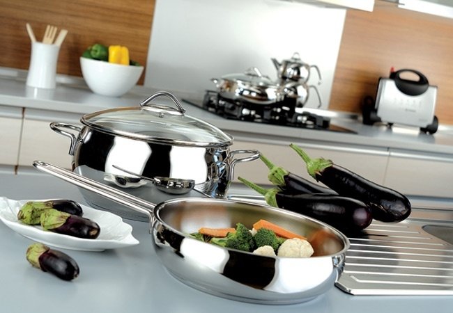 Посуда и кухонное оборудование