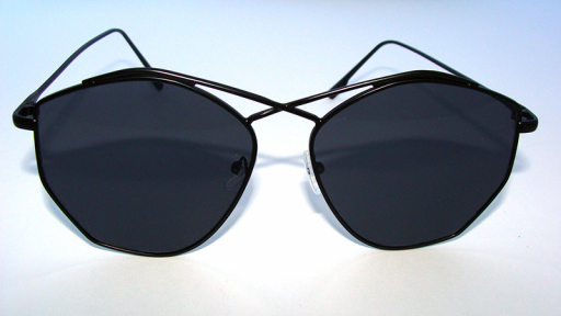 Женские солнечные очки в Алматы – стильный аксессуар, модное решение