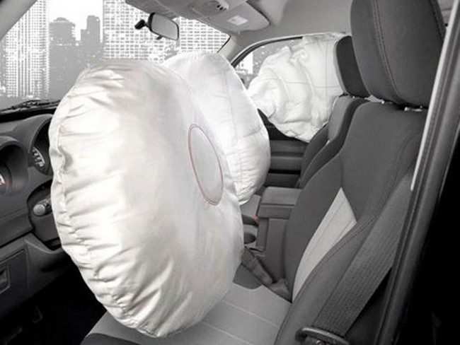 Подушки безопасности - гарантия безопасности водителя и пассажиров