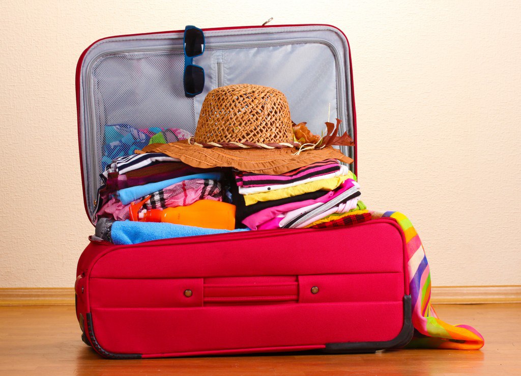 Як вибрати валізу для подорожей?