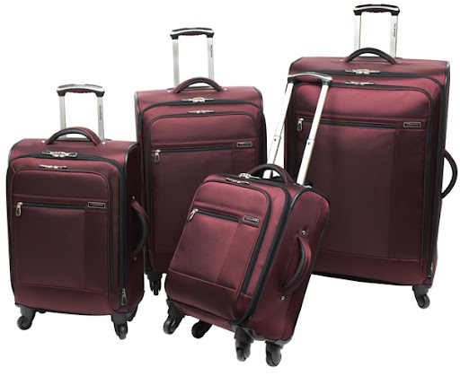 Як вибрати валізу для подорожей?