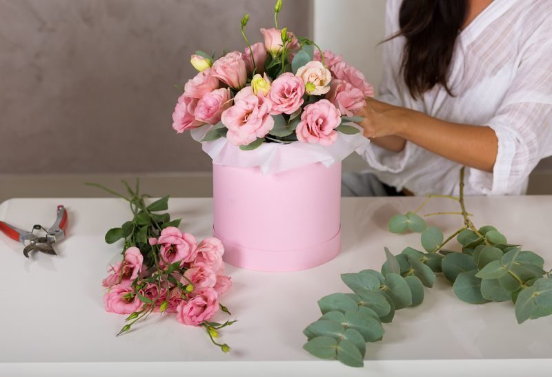 Коробки для цветов и флористики