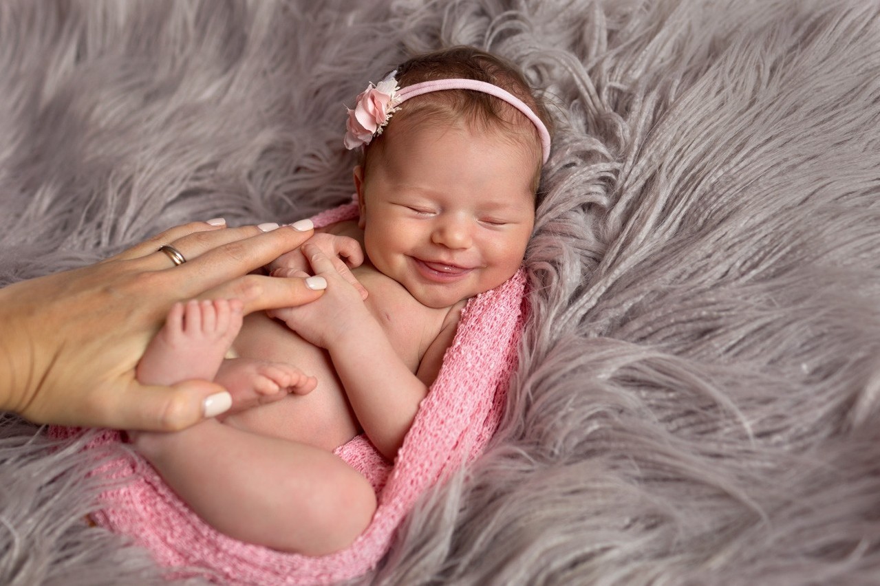 Фотосессия новорожденных: Волшебство первых мгновений